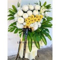 FLOWER WREATH 176
