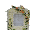 FLOWER WREATH 102