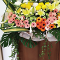 FLOWER WREATH 233